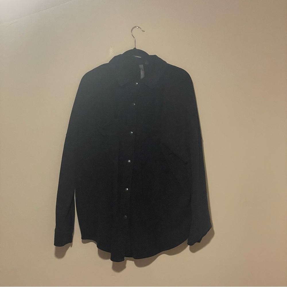 Mondetta Black Shacket